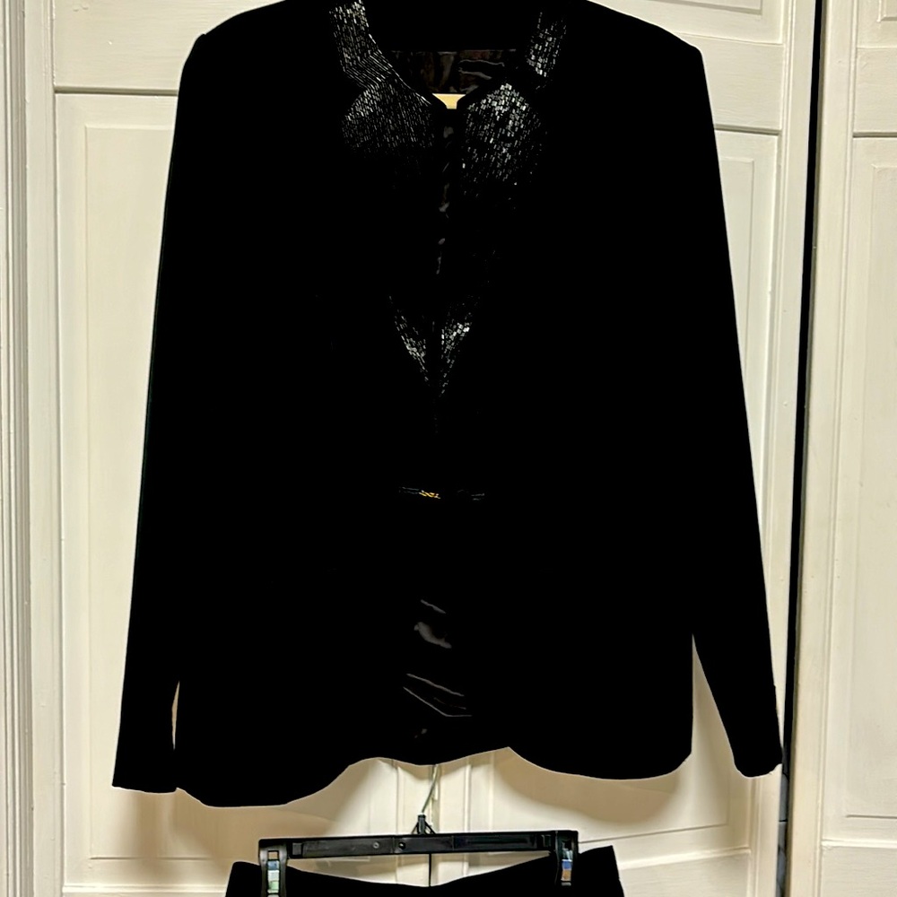 Raspini jacket and skirt dressy suit, vintage NWT, black size 13/14 gorgeous
